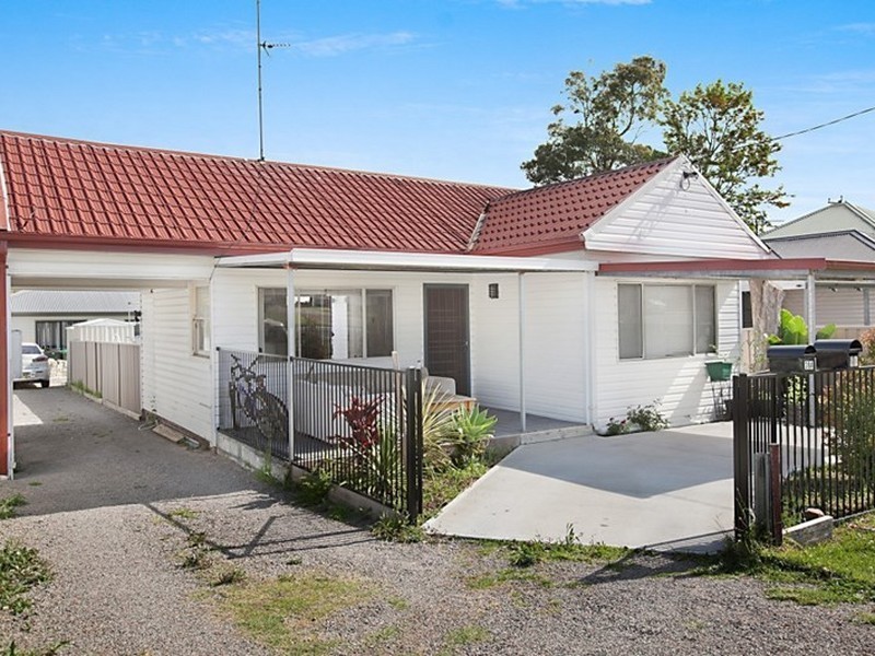 38 Sydney Street, Gateshead NSW 2290