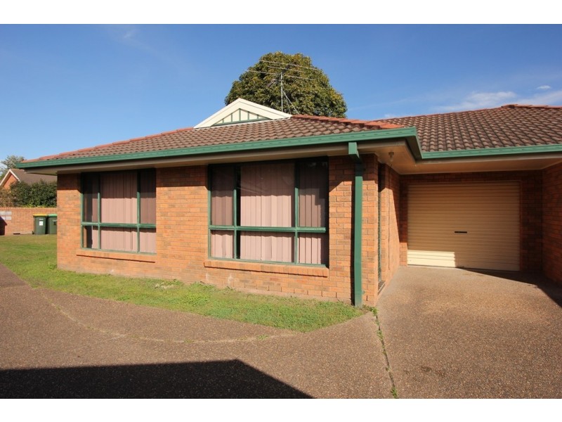 1/18 Justine Parade, Rutherford NSW 2320