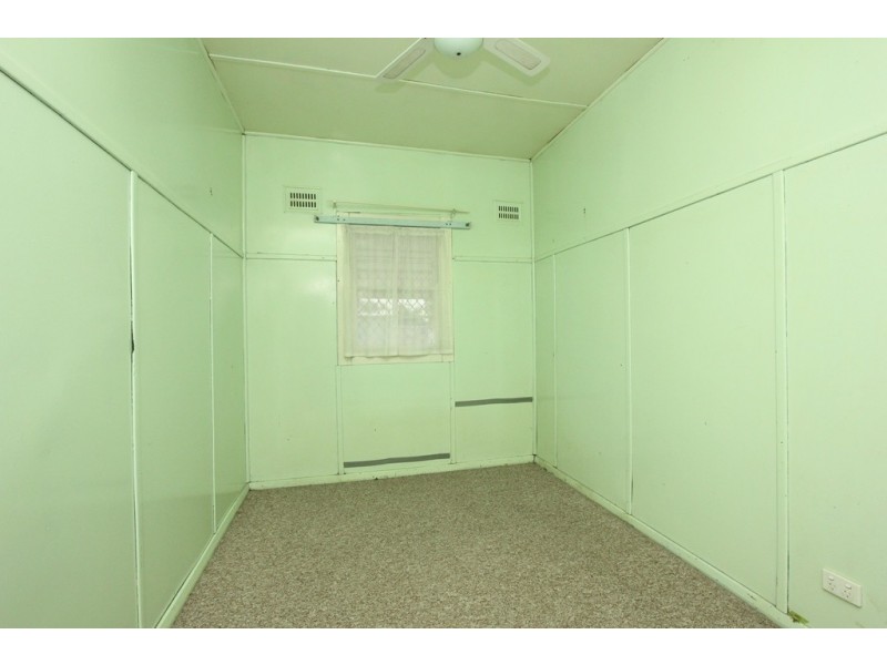 28 Southern Avenue, Tarro NSW 2322