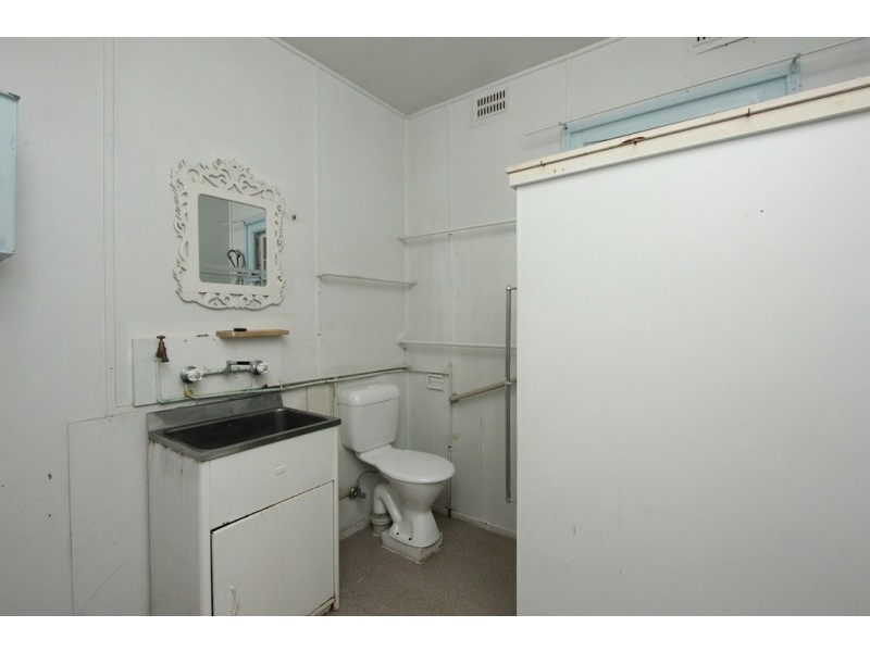 28 Southern Avenue, Tarro NSW 2322