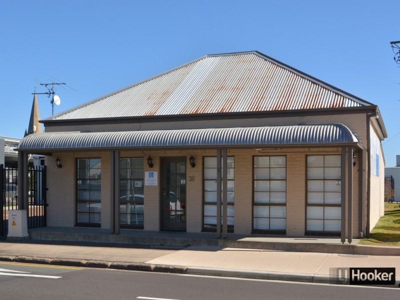 38 Elgin Street, Maitland NSW 2320