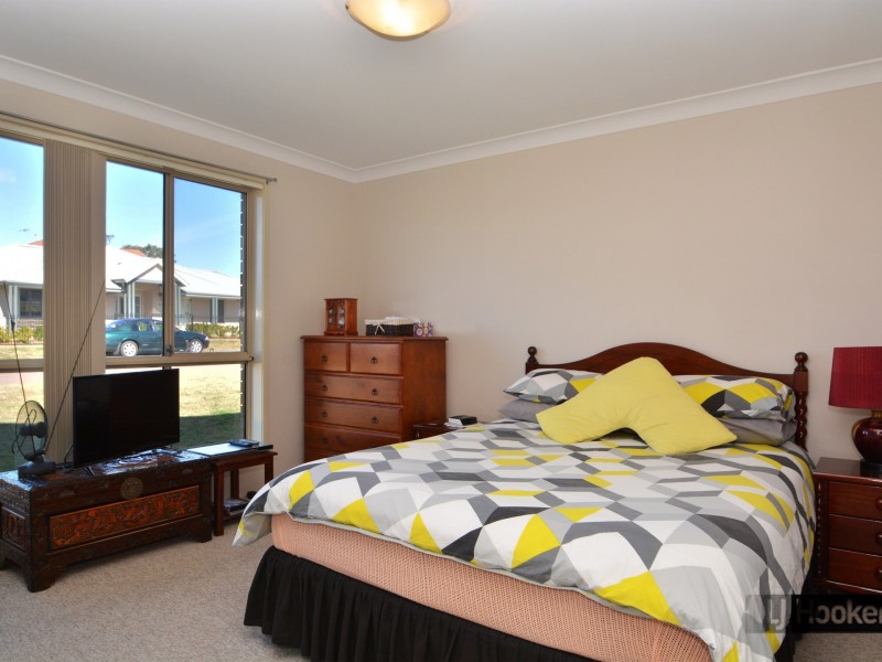14 Diamond Circuit, Rutherford NSW 2320