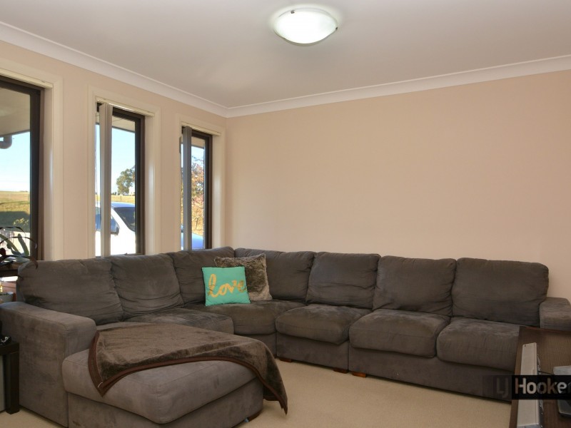 1/23 Dunnart Street, Aberglasslyn NSW 2320