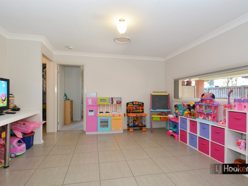 21 Honeysuckle Drive, Aberglasslyn NSW 2320