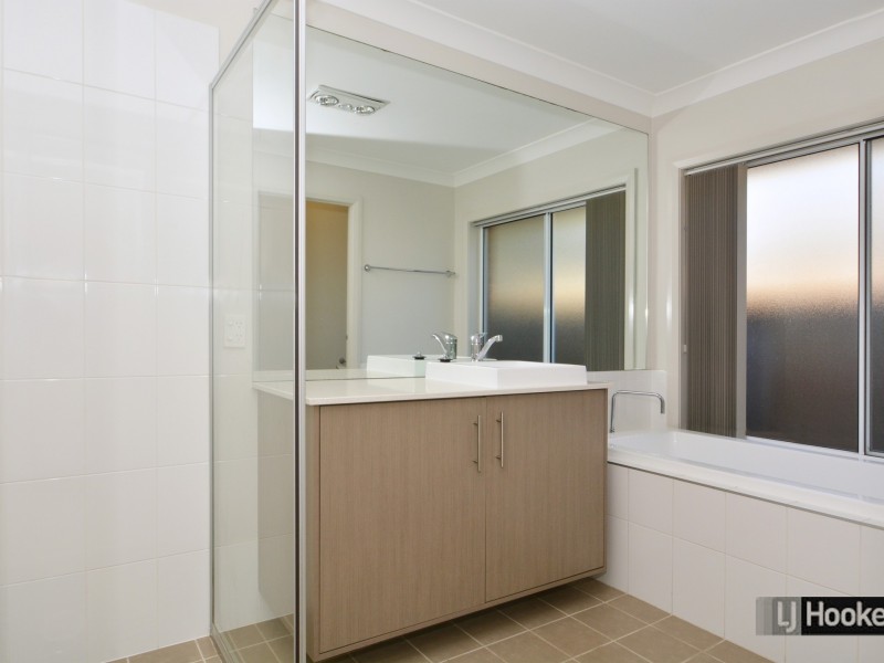 21 Honeysuckle Drive, Aberglasslyn NSW 2320