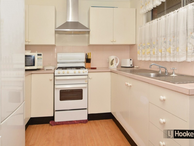 Units 1 & 2/26 Denton Park Drive, Rutherford NSW 2320