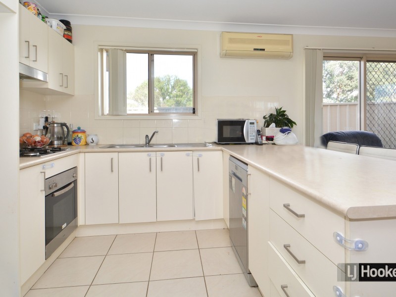 11 Lonsdale Place, Kurri Kurri NSW 2327