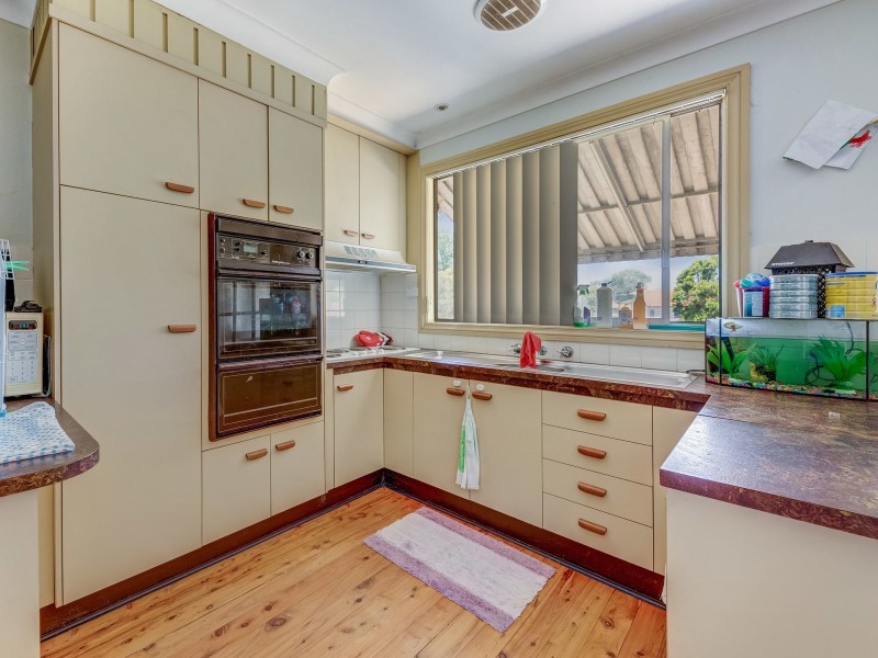 70 Gillies Street, Rutherford NSW 2320