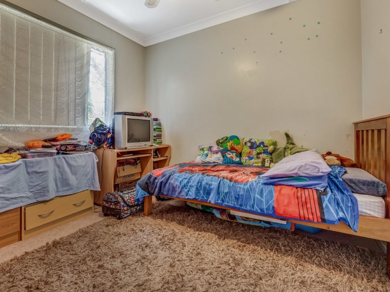 70 Gillies Street, Rutherford NSW 2320