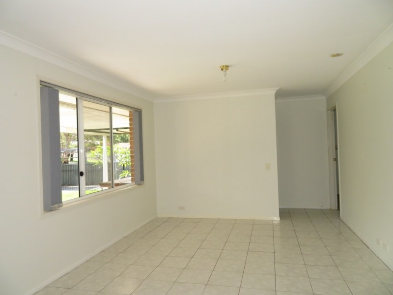 18 Lycett Close, Metford NSW 2323
