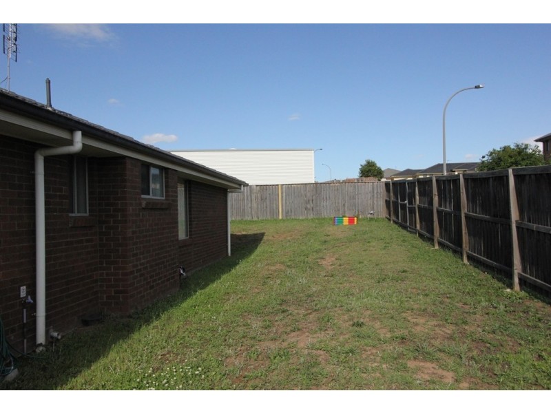 39 Saddlers Drive, Gillieston Heights NSW 2321