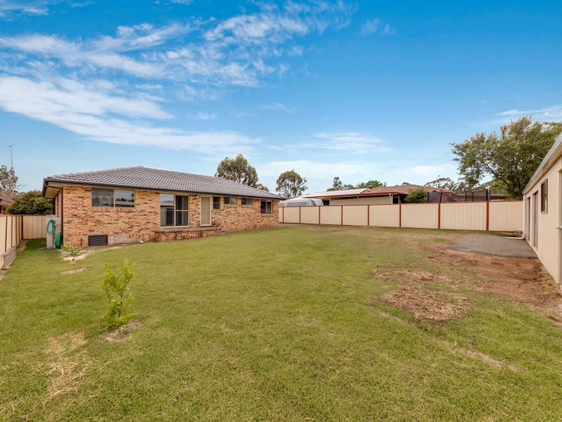 22 Comerford Close, Aberdare NSW 2325