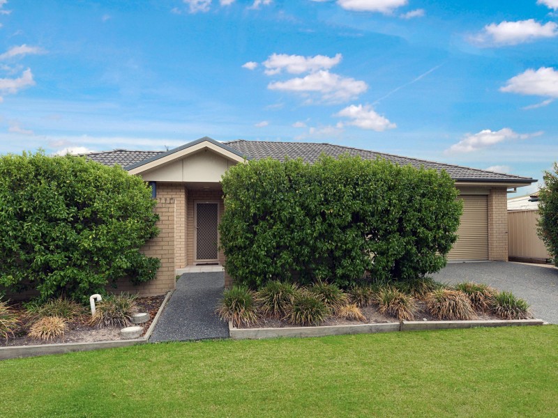 1/49 Karuah Street, Thornton NSW 2322