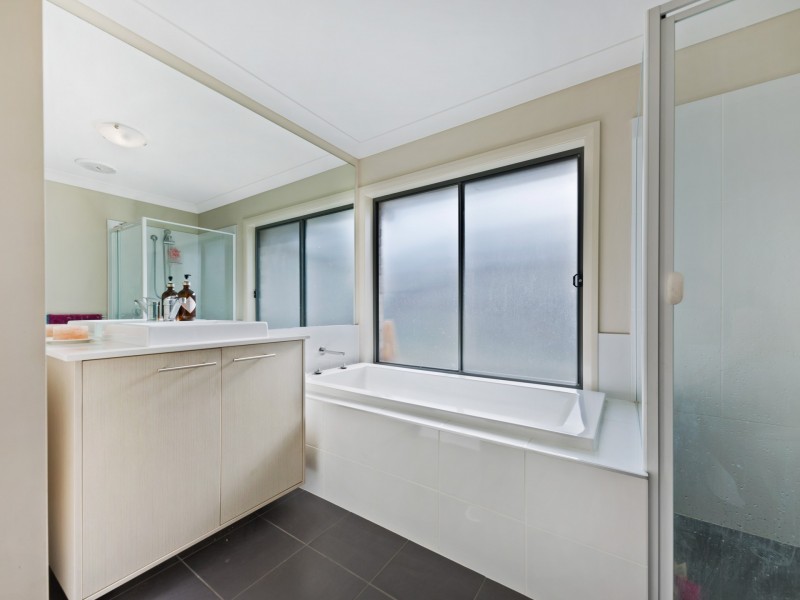 8 Hayworth Street, Rutherford NSW 2320