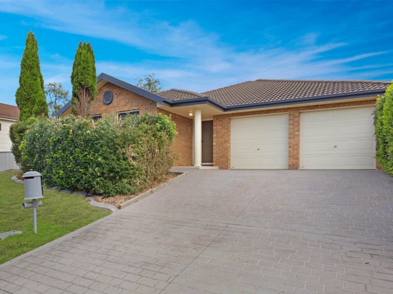 11 Collinson Street, Tenambit NSW 2323