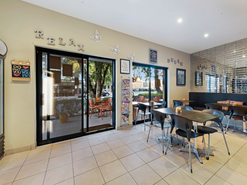 The Quest Cafe/8/1 Ken Tubman Drive, Maitland NSW 2320