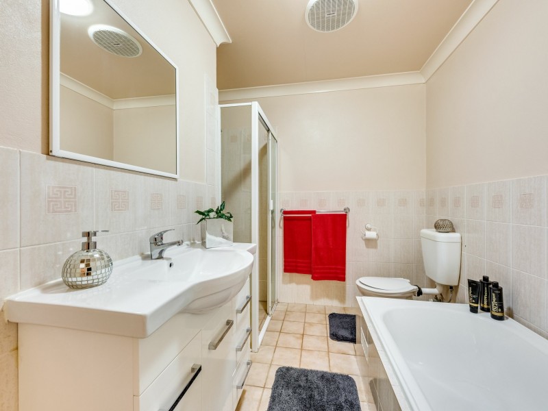 2/159 Weblands Street, Aberglasslyn NSW 2320