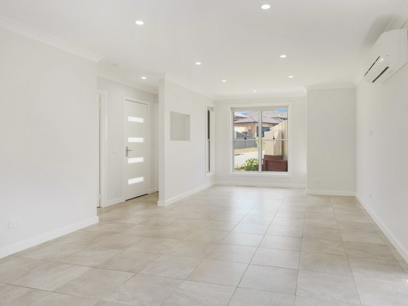 1/61 Clayton Crescent, Rutherford NSW 2320