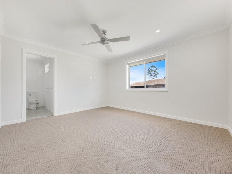 1/61 Clayton Crescent, Rutherford NSW 2320