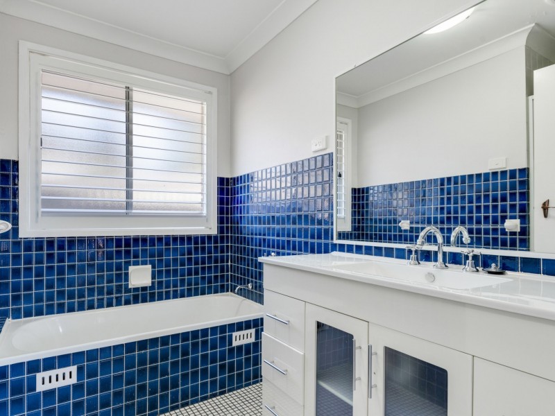 8 Knoll Crescent, East Maitland NSW 2323