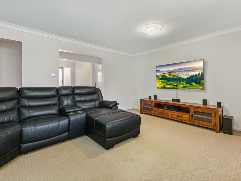 16 Jory Crescent, Raworth NSW 2321