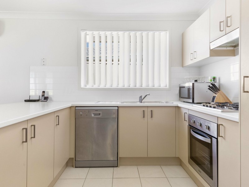 16 Jory Crescent, Raworth NSW 2321