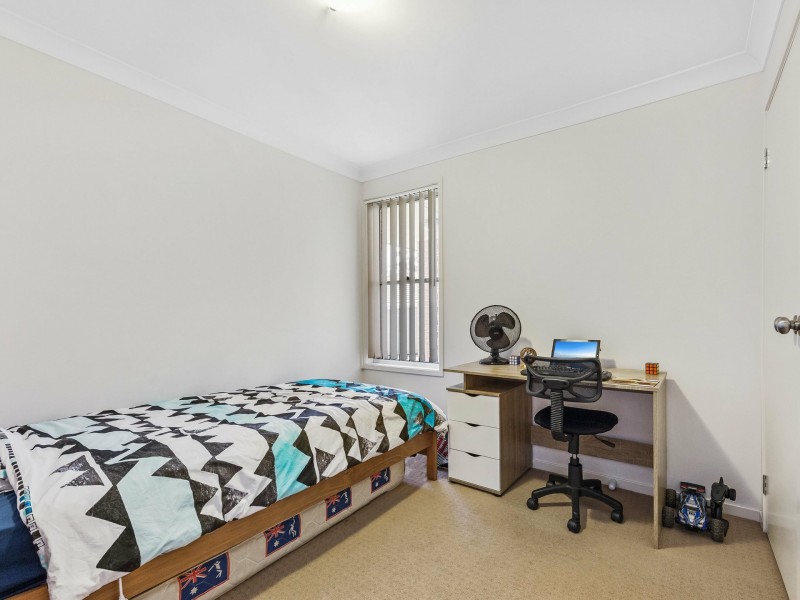 16 Jory Crescent, Raworth NSW 2321