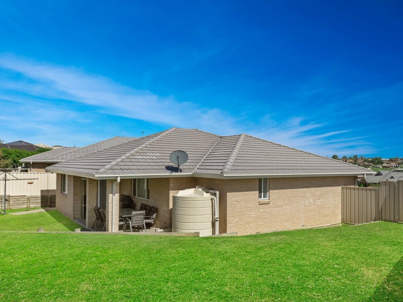 16 Jory Crescent, Raworth NSW 2321