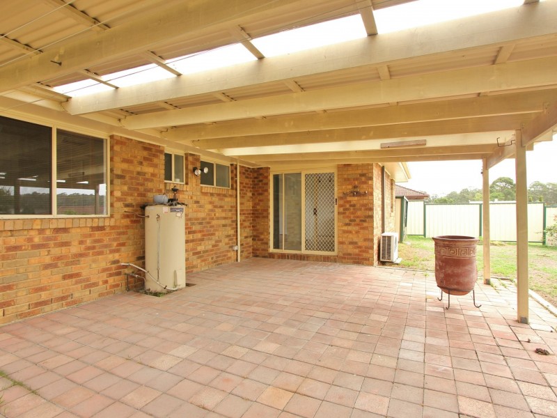 72 Thomas Coke Drive, Thornton NSW 2322