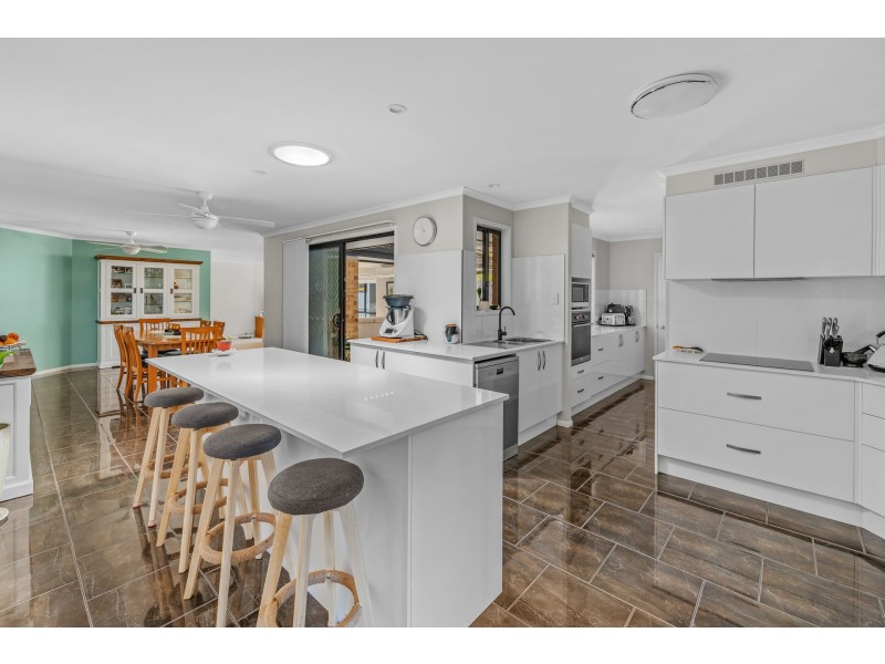 96 Bolwarra Park Drive, Bolwarra Heights NSW 2320