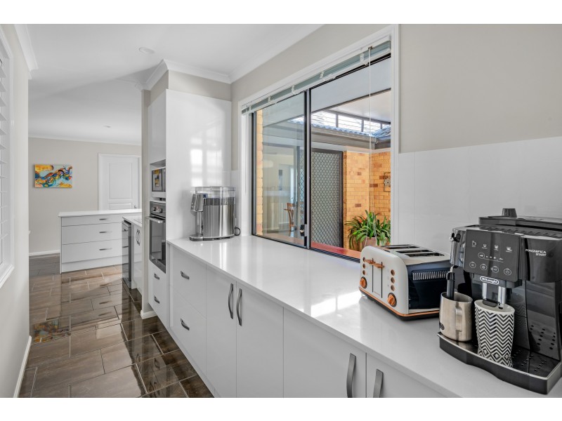 96 Bolwarra Park Drive, Bolwarra Heights NSW 2320