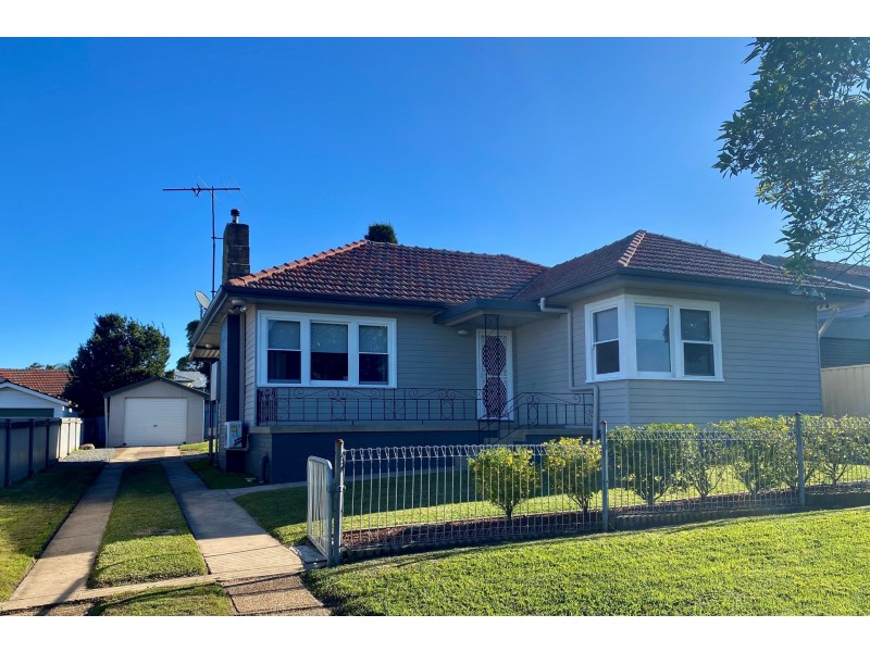 18 Neville Street, Rutherford NSW 2320