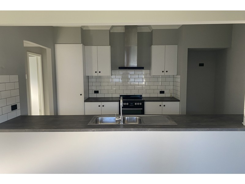 18 Neville Street, Rutherford NSW 2320