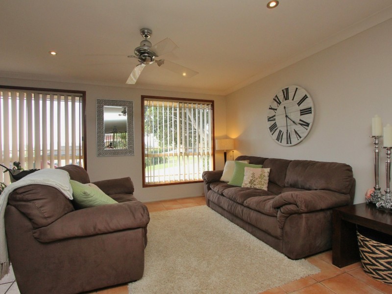 9 Adam Avenue, Rutherford NSW 2320