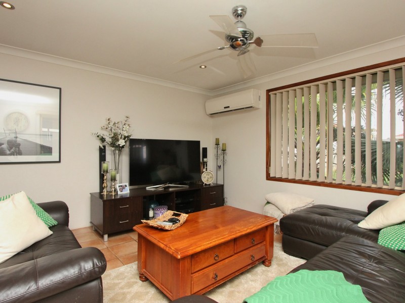 9 Adam Avenue, Rutherford NSW 2320