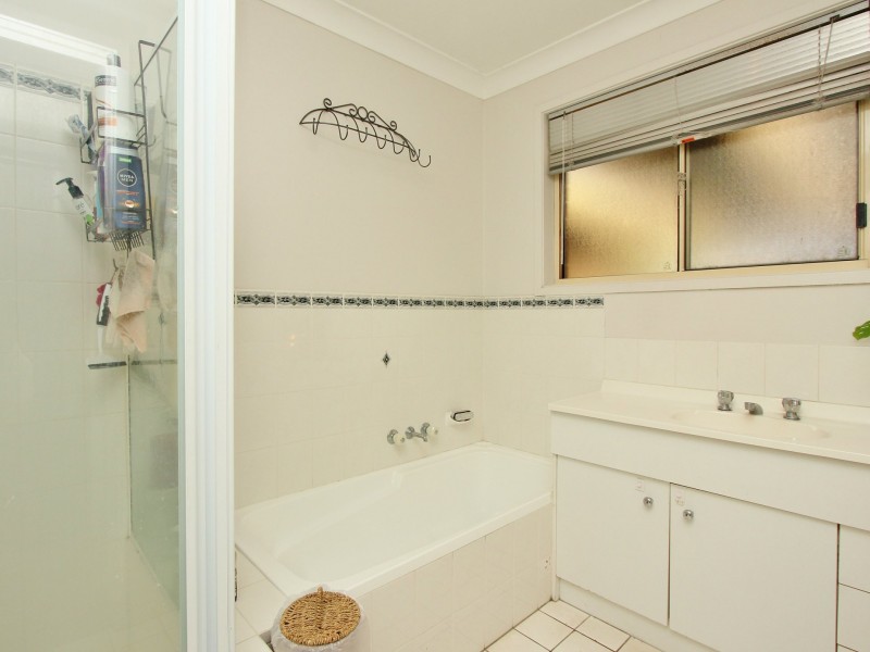 9 Adam Avenue, Rutherford NSW 2320