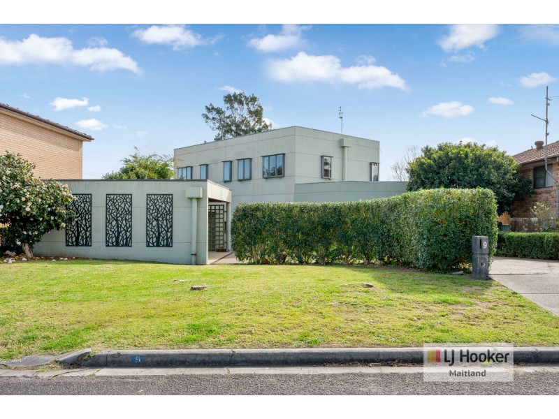 9 Mingay Avenue, East Maitland NSW 2323