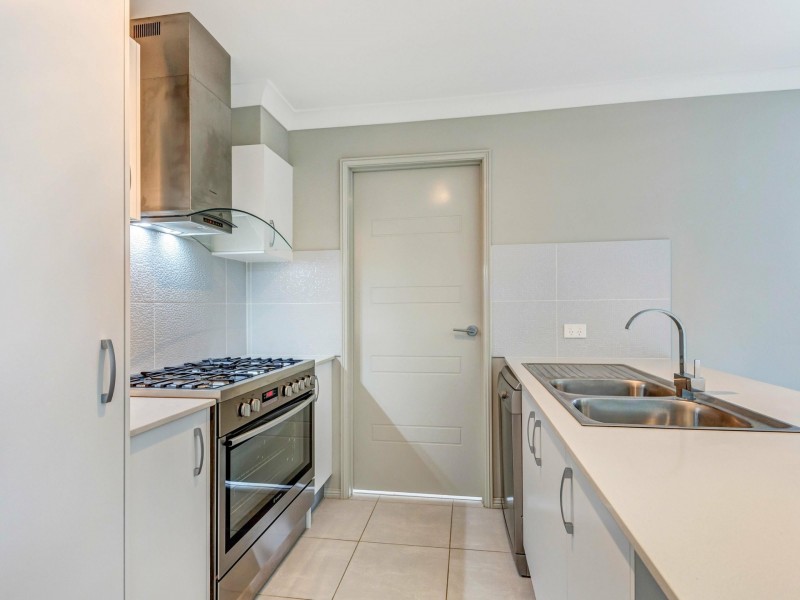 17 Finch Crescent, Aberglasslyn NSW 2320