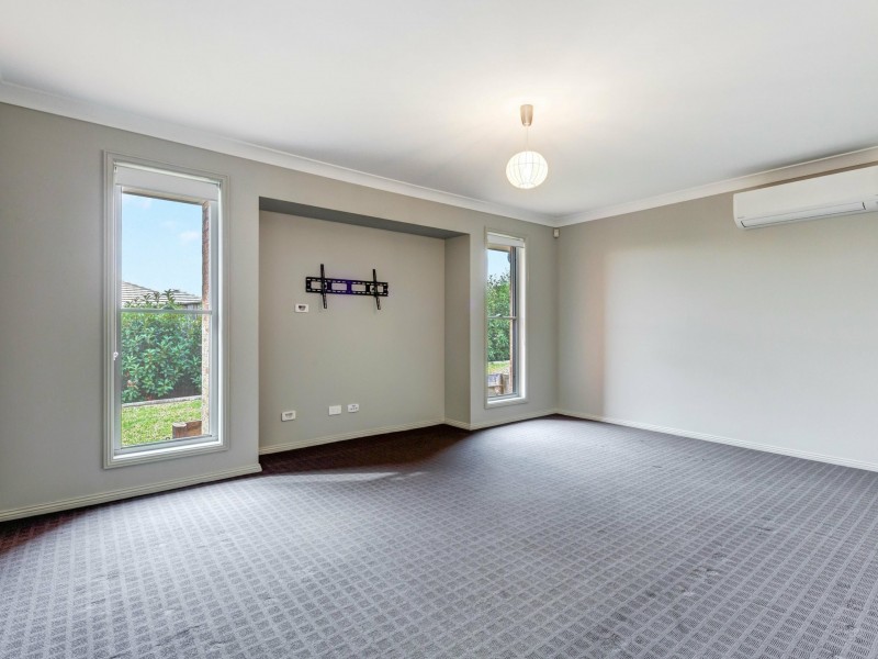 17 Finch Crescent, Aberglasslyn NSW 2320