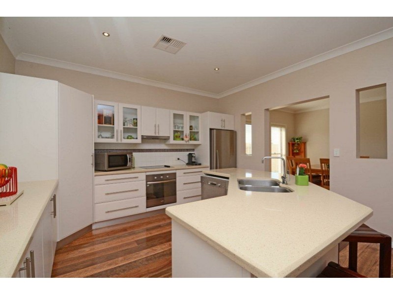 7 Fairview Place, Cessnock NSW 2325