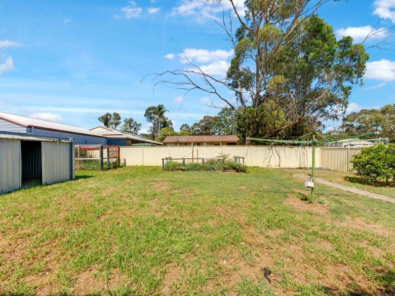 10 Lloyd Street, Greta NSW 2334