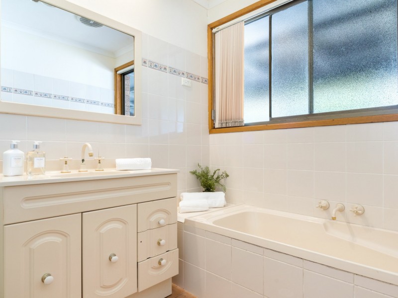 14 Bayswater Road, Bolwarra NSW 2320