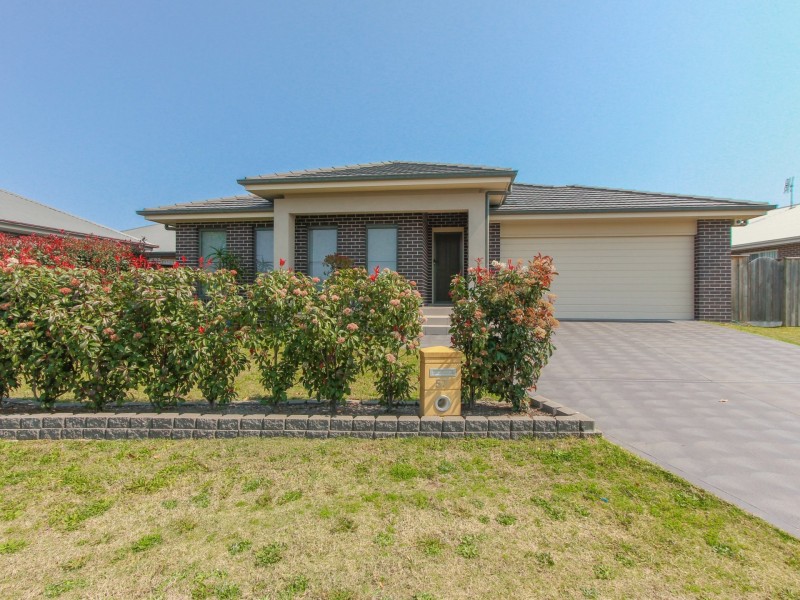 57 Redgum Circuit, Aberglasslyn NSW 2320