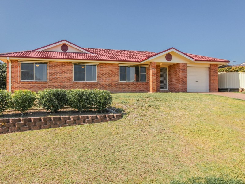 26 Highland Way, Bolwarra Heights NSW 2320