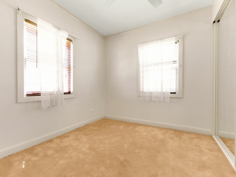 5 Lions Street, Telarah NSW 2320