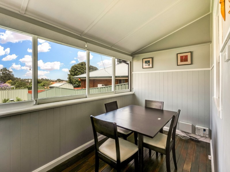 33 Lindesay Street, East Maitland NSW 2323