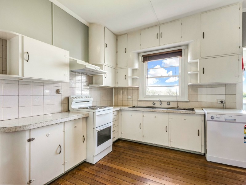 33 Lindesay Street, East Maitland NSW 2323