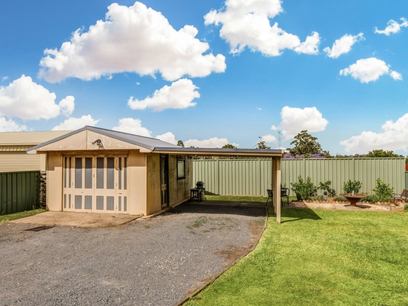 33 Lindesay Street, East Maitland NSW 2323