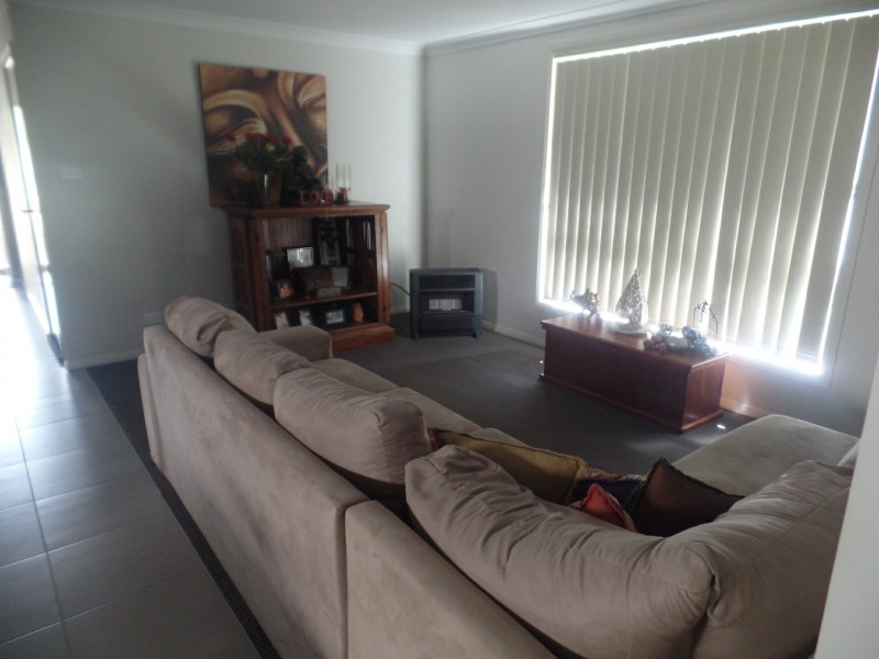 2a Greta Street, Telarah NSW 2320