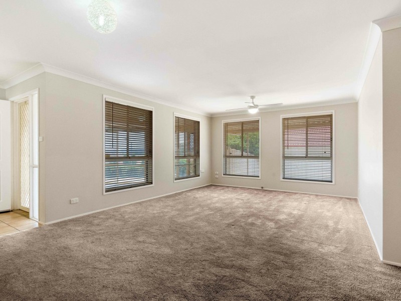 21 Benjamin Circle, Rutherford NSW 2320